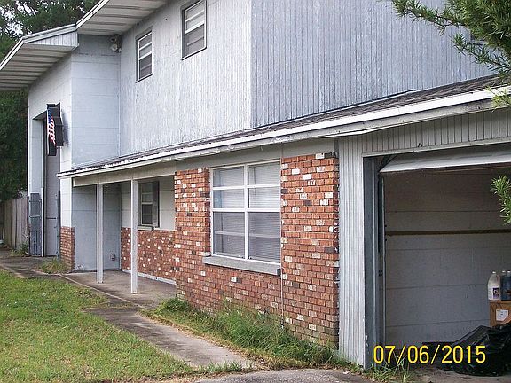 3rd image of 5764 157th Ave N