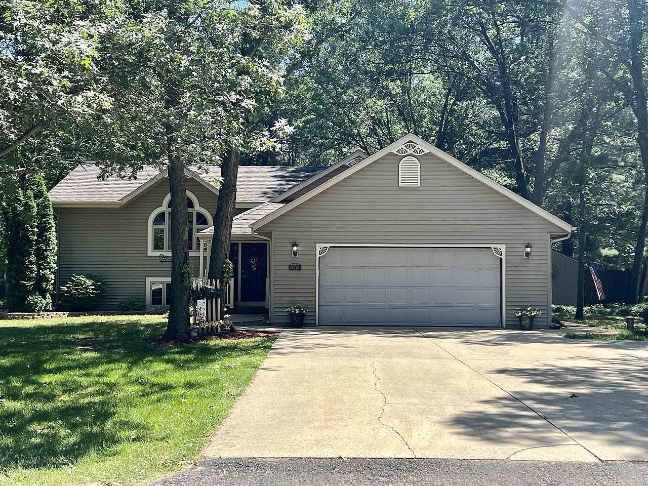 W469 Red Cedar Ln, Brodhead, WI 53520 Zillow