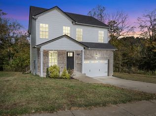 1125 Racker Dr, Clarksville, TN 37043