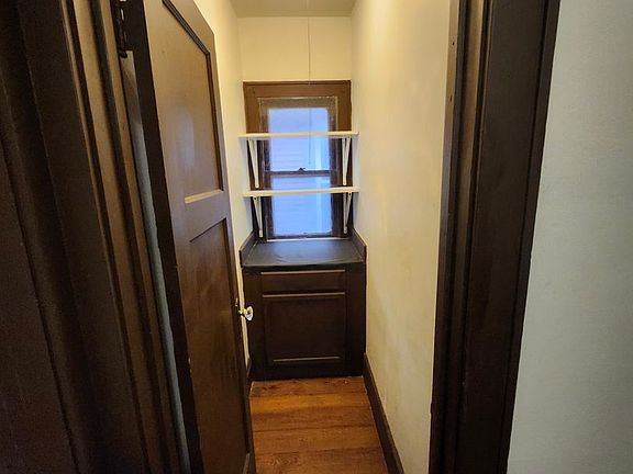 3rd image of 4140 W Lisbon Ave #4142
