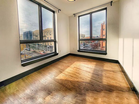 4th image of 211 Central Ave #3B
