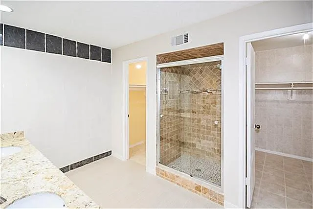 2814 Field Line Dr — Photo 22
