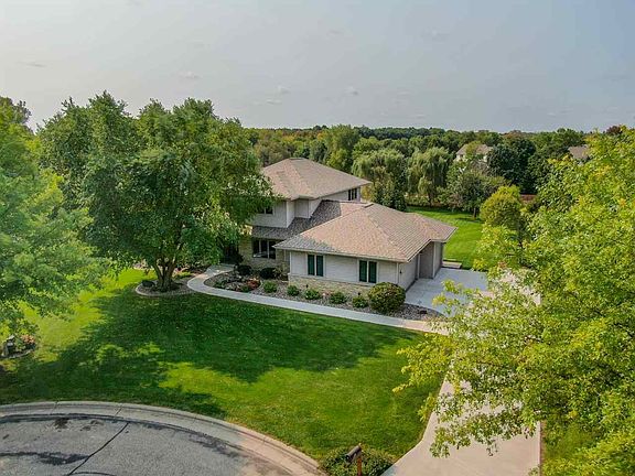 2nd image of 510 Riverview Ct