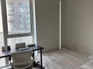 4065 Confederation Pkwy #1404, Mississauga, ON L5B 0G4