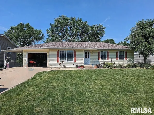 2603 S High Meadow Dr, Peoria, IL 61607