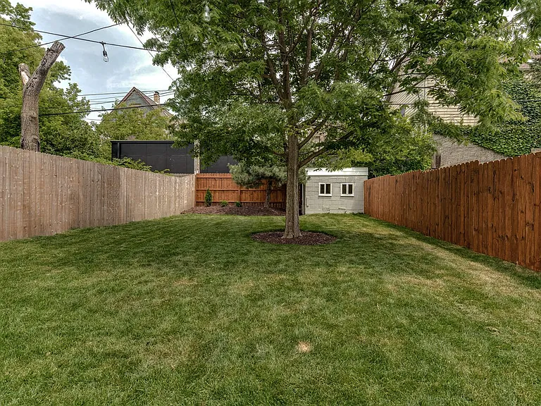 1668 N Marshall St — Photo 13