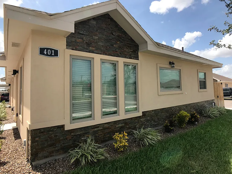 401 Newport Ave — Photo 19