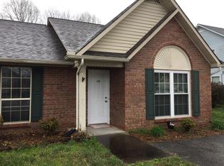 918 Nottingham Dr, Cookeville, TN 38506