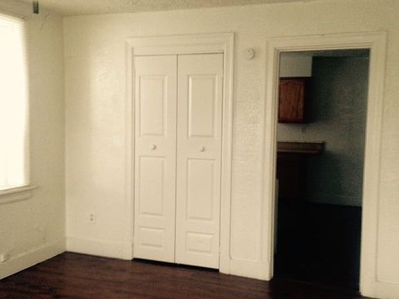 5th image of 2730 Broadway Ave APT 1