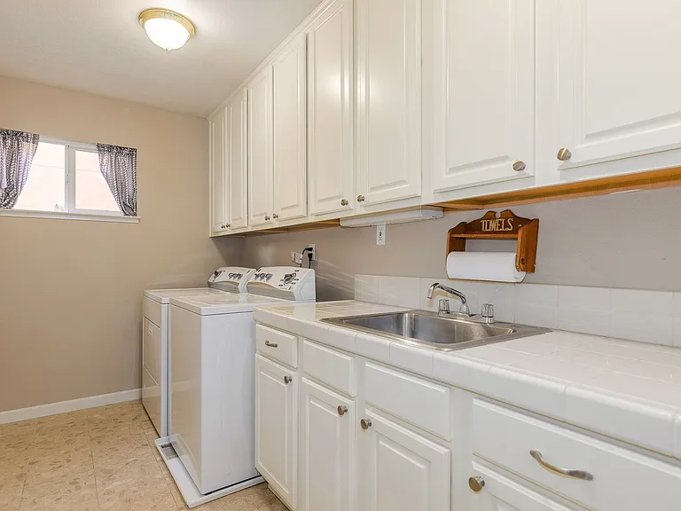 137 Camino Del Sol — Photo 33