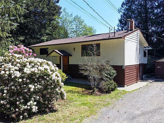 3rd image of 3384 Otter Point Rd