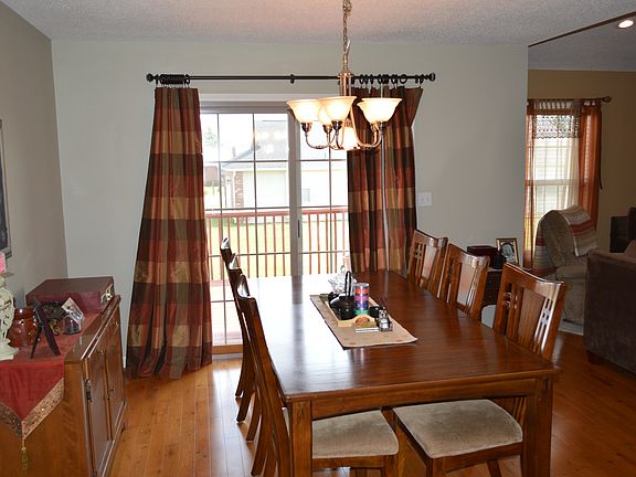 4th image of 2203 Jonathan Dr