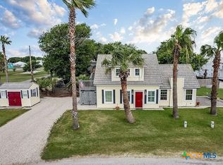 112 Wedig St, Port Lavaca, TX 77979