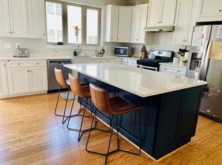 5046 Oakmoore Dr, Rockville, MD 20852