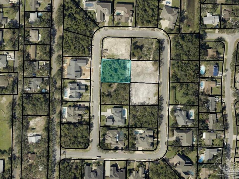 1st image of 9B Manor Cir