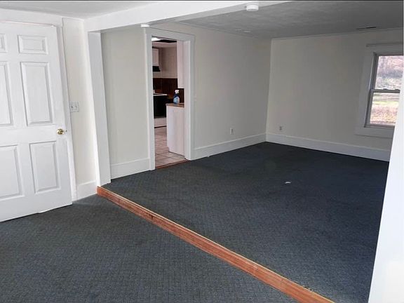 3rd image of 12 Nutting Ln #2