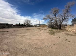 310 Place Rd, Socorro, TX 79927