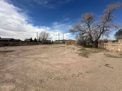 310 Place Rd, Socorro, TX, 79927