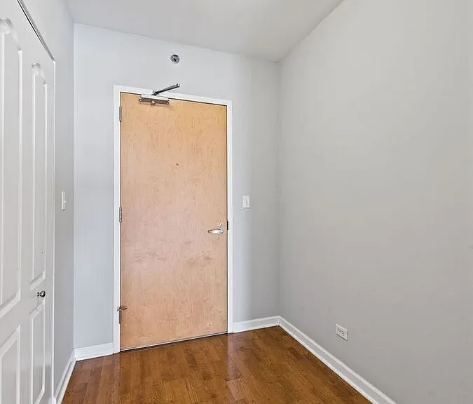 1212 N Wells St #903 — Photo 2