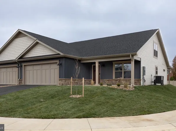72 Grainfield Ct, Martinsburg, WV 25404