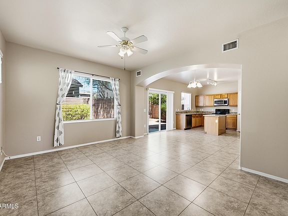 3rd image of 3014 W Ferruccio Pl