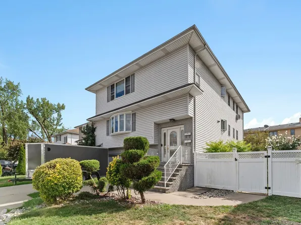 17 Acorn Drive image 4 of 45