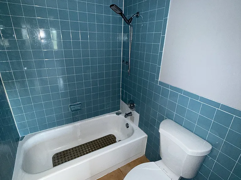 6960 Miami Gardens Dr #2-431A — Photo 14