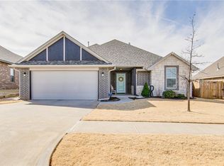 18505 Melogold Dr, Edmond, OK 73012