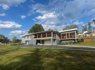 709 Hillside Ave, Ligonier, PA 15658