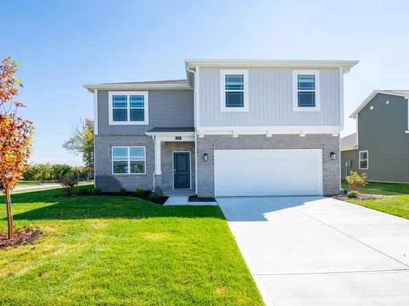 153 Hunters Ridge Dr, Danville, IN 46122