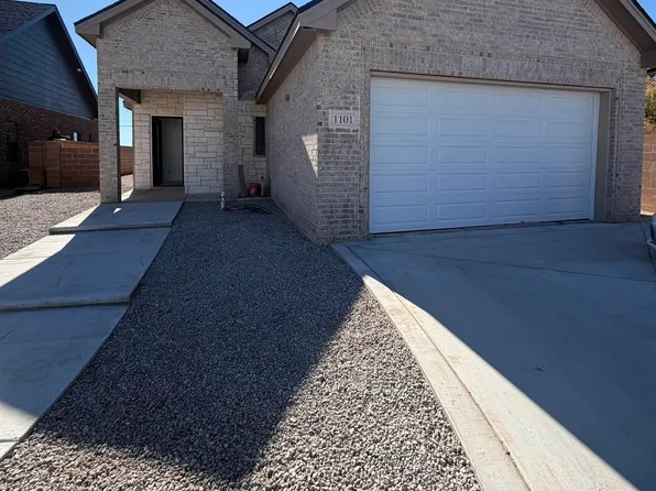 1101 E Aventura Ln, Hobbs, NM 88240