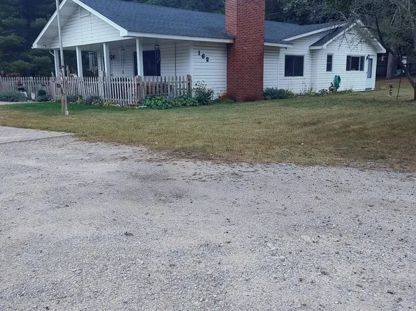 162 N Saint Helen Rd, Saint Helen, MI 48656