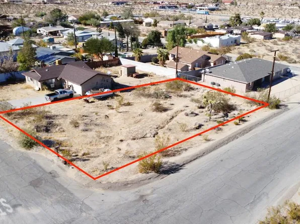 6678 Hillview Rd, Joshua Tree, CA 92252