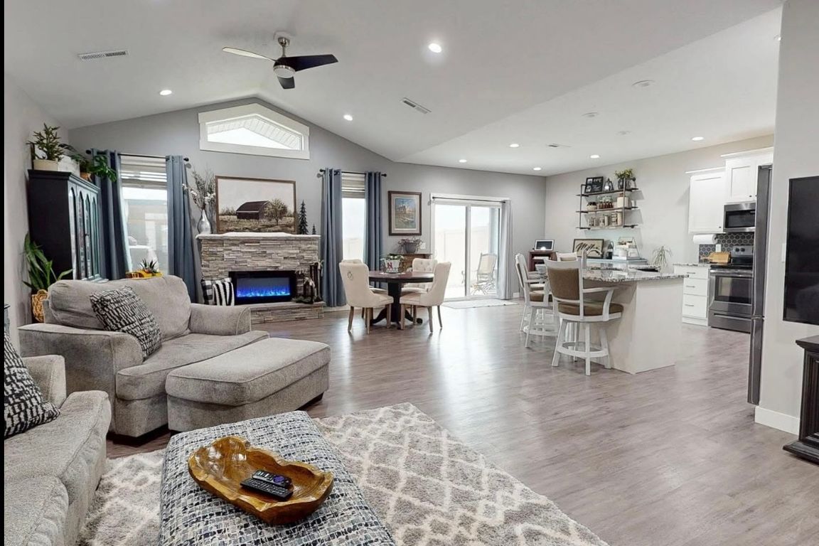 next background image