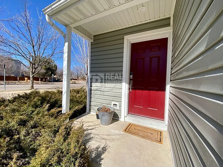 2021 Dove Creek Ct — Photo 2