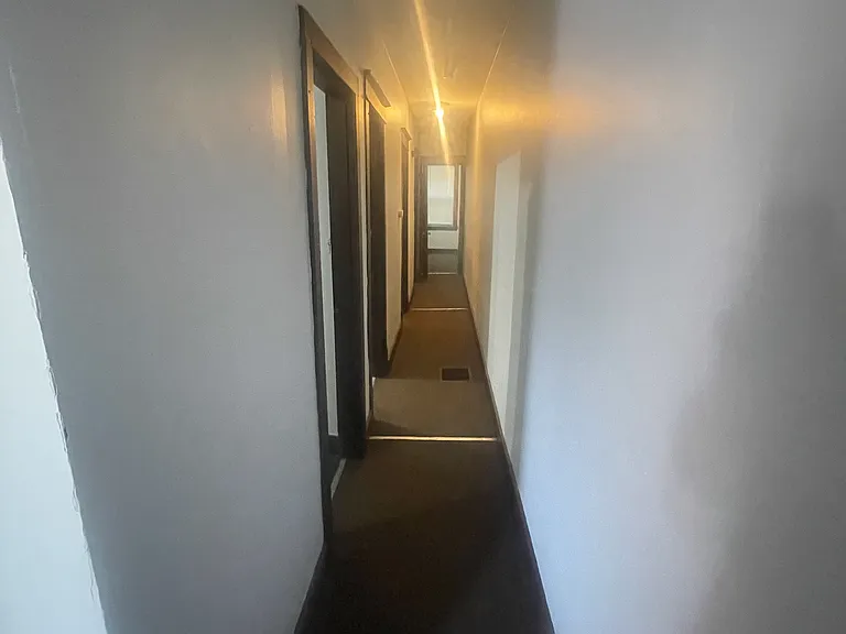 228 W Delavan Ave #LOWER FLOOR — Photo 7