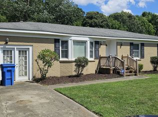 721 Colony Manor Rd, Chesapeake, VA 23321