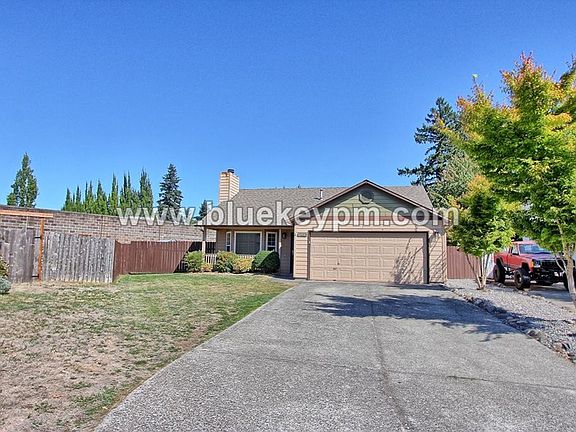 2nd image of 8303 NE 136th Ave