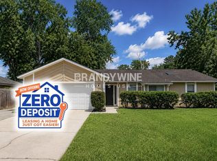 8236 Weybridge Dr, Jacksonville, FL 32244