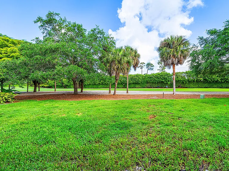 4249 Quail Ridge Dr N #A — Photo 32