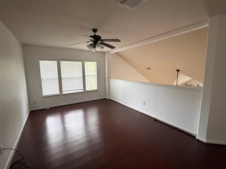 6311 Auburn Terrace Ct — Photo 17
