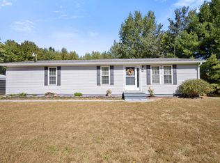 27992 34th Ave, Mattawan, MI 49071