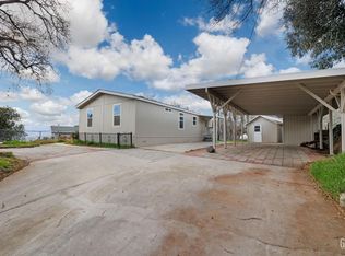 145 Lakeview Dr, Wofford Heights, CA 93285