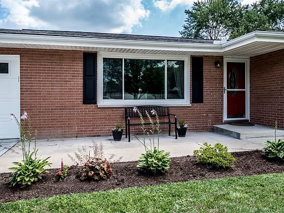 2nd image of 3254 Jeffery Dr