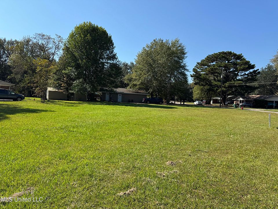 2nd image of 0 Dixie Dr
