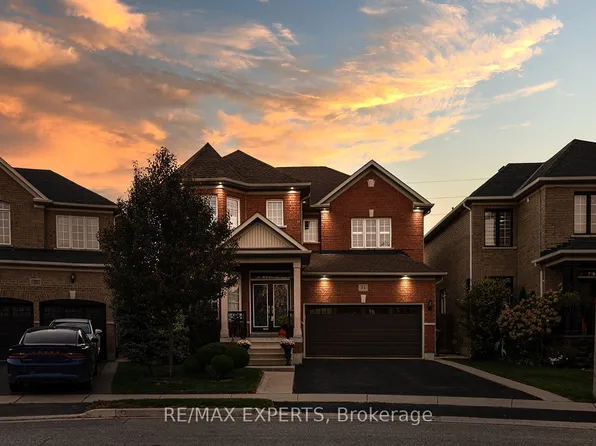 34 Laurentide Cres, Brampton, ON L6P 1Y4