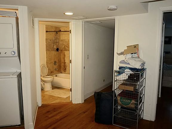 5th image of 3045 W Fullerton Ave #3047-1