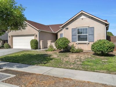 897 Himalaya Dr, Lemoore, CA, 93245