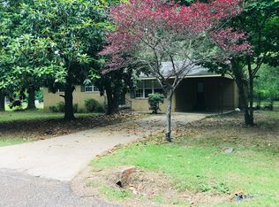 110 Dowdle St, Columbus, MS 39702