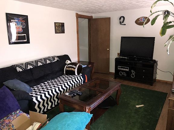 5th image of 1424 Centennial Dr
